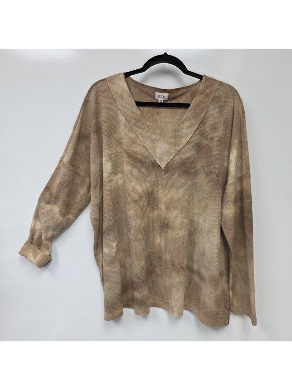 BKE Shirt Womens XL Beige V Neck Long Sleeve Waffle Knit Thermal Tunic Top